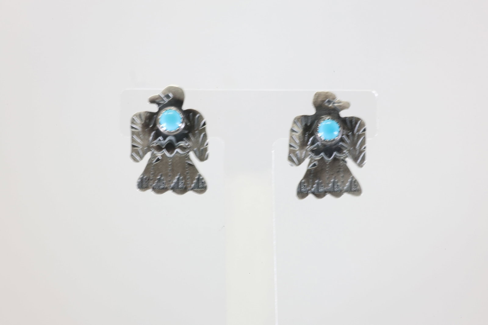 Native America Navajo Sterling Silver Kingman Turquoise Thunderbird Post Earring's By Gabriela: This is a Native America Navajo Sterling Silver Kingman Turquoise Thunderbird Post Earring's By Gabriela Yazzie. Stamp G.T.Y.