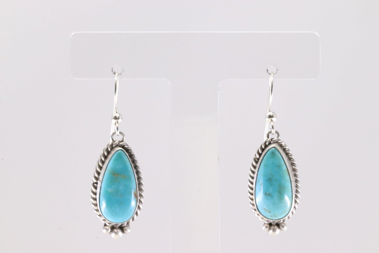 Native America Navajo Sterling Silver Kingman Turquoise Dangling Earring's By Trish Largo.: This is a Native America Navajo Sterling Silver Kingman Turquoise Dangling Earring's By Trish Largo. Stamp T.