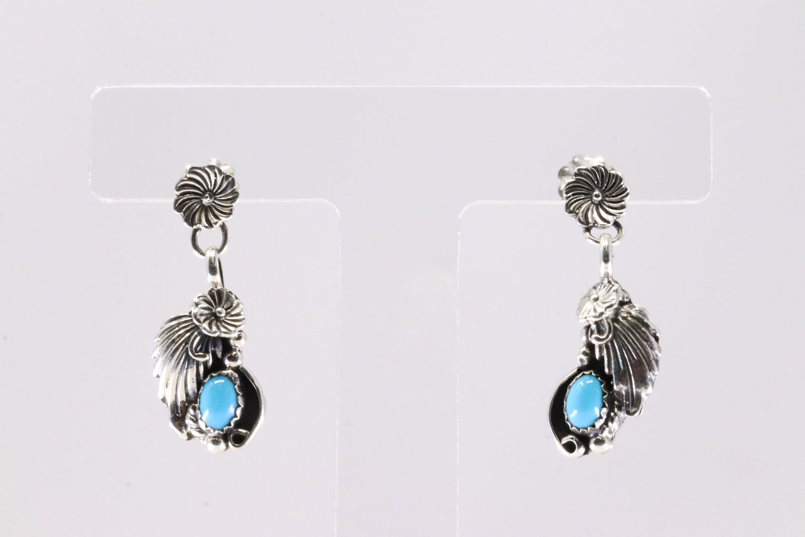 America Stearling Silver Turquoise Post Dangling Earring's.: This is a America Stearling Silver Turquoise Post Dangling Earring's.