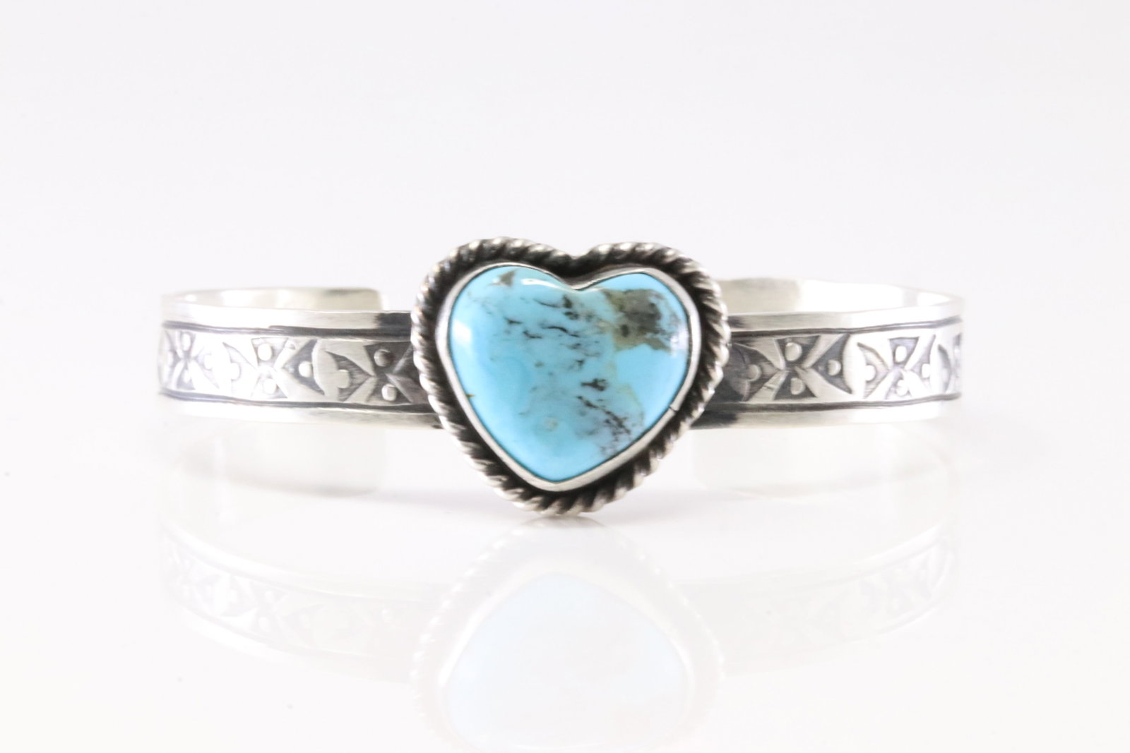 Native America Navajo Sterling Silver Kingman Turquoise Heart Bracelet Cuff By R.E. (1 of 4)