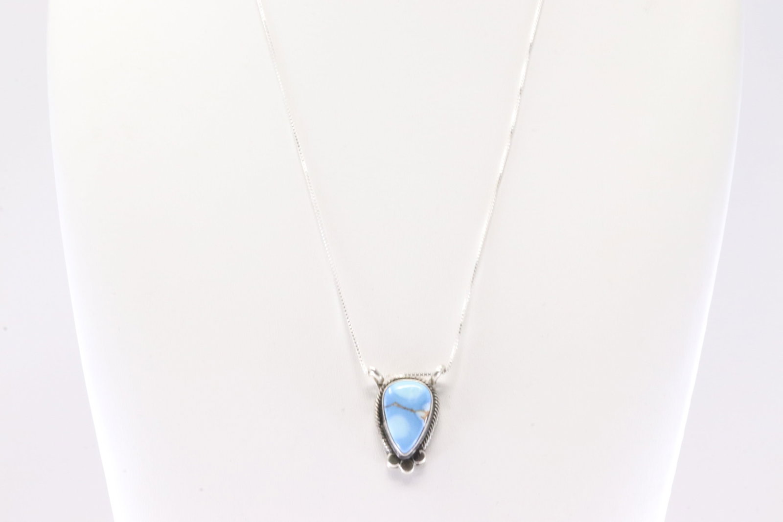 America Sterling Silver Golden Hill Turquoise Pendant / with A 925 Necklace.: This is a America Sterling Silver Golden Hill Turquoise Pendant / with A 925 Necklace. Necklace length: 16.00"