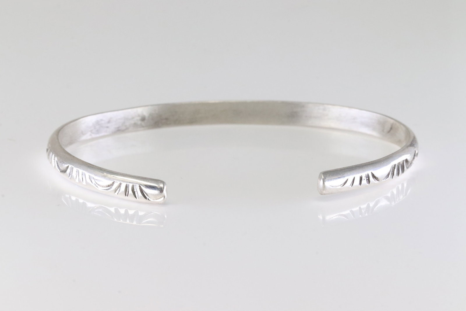 America Sterling Silver Solid Bracelet Cuff. - 3