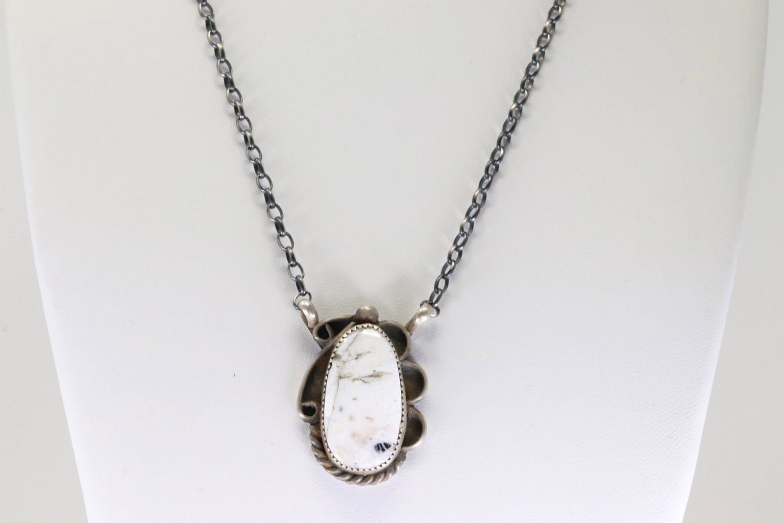 Native America Navajo Sterling Silver White Buffalo Necklace By M.J.: This is a Native America Navajo Sterling Silver White Buffalo Necklace By M.J. Necklace length: 16.00"