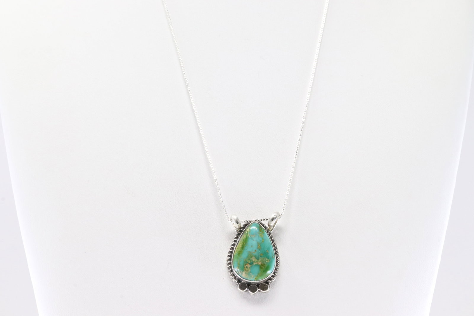 America Sterling Silver Sonora Gold Turquoise Pendant with A 925 Necklace.: This is a America Sterling Silver Sonora Gold Turquoise Pendant with A 925 Necklace. Necklace length: 16.00"