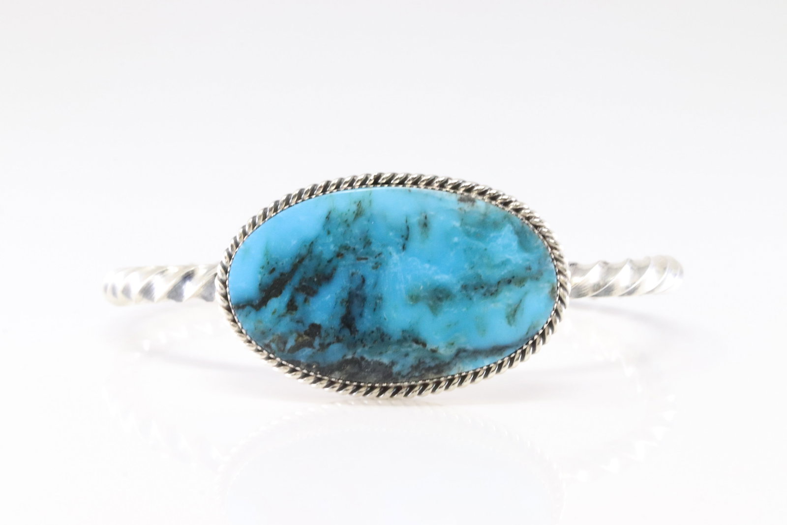 Native America Navajo Sterling Silver Turquoise Bracelet Cuff By Daniel Dakai.: This is a Native America Navajo Sterling Silver Turquoise Bracelet Cuff By Daniel Dakai. Stamp From R.B Company.