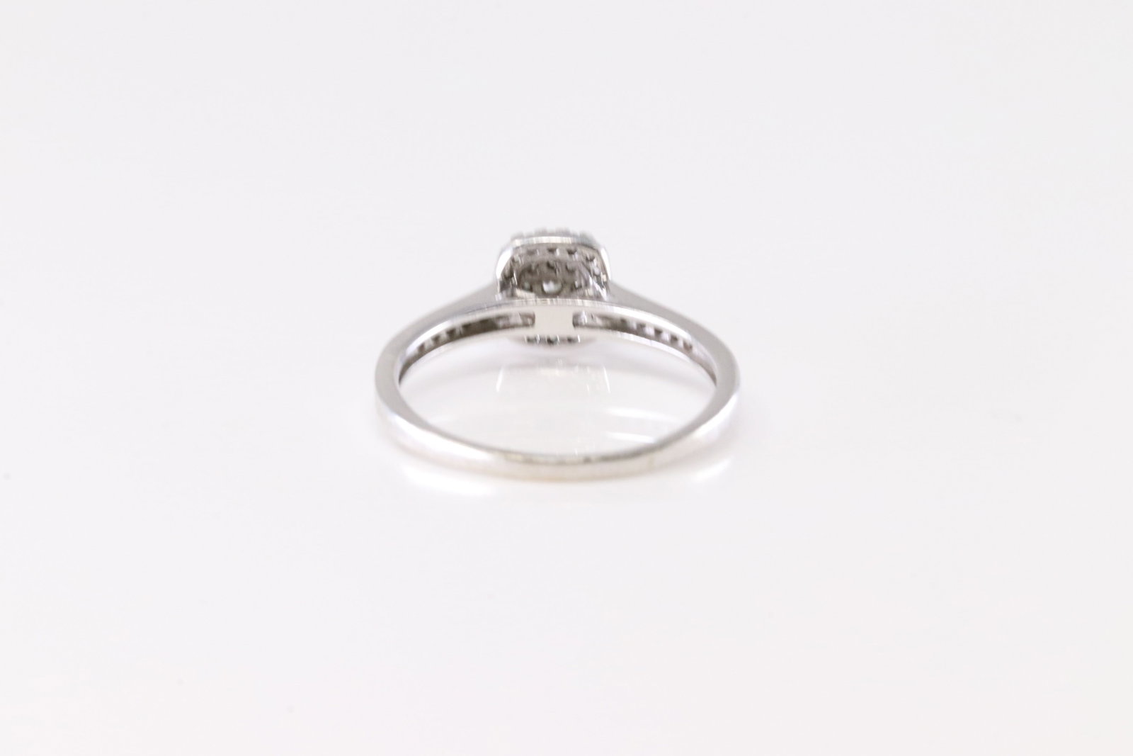 Diamond Ring 10Kt. - 4
