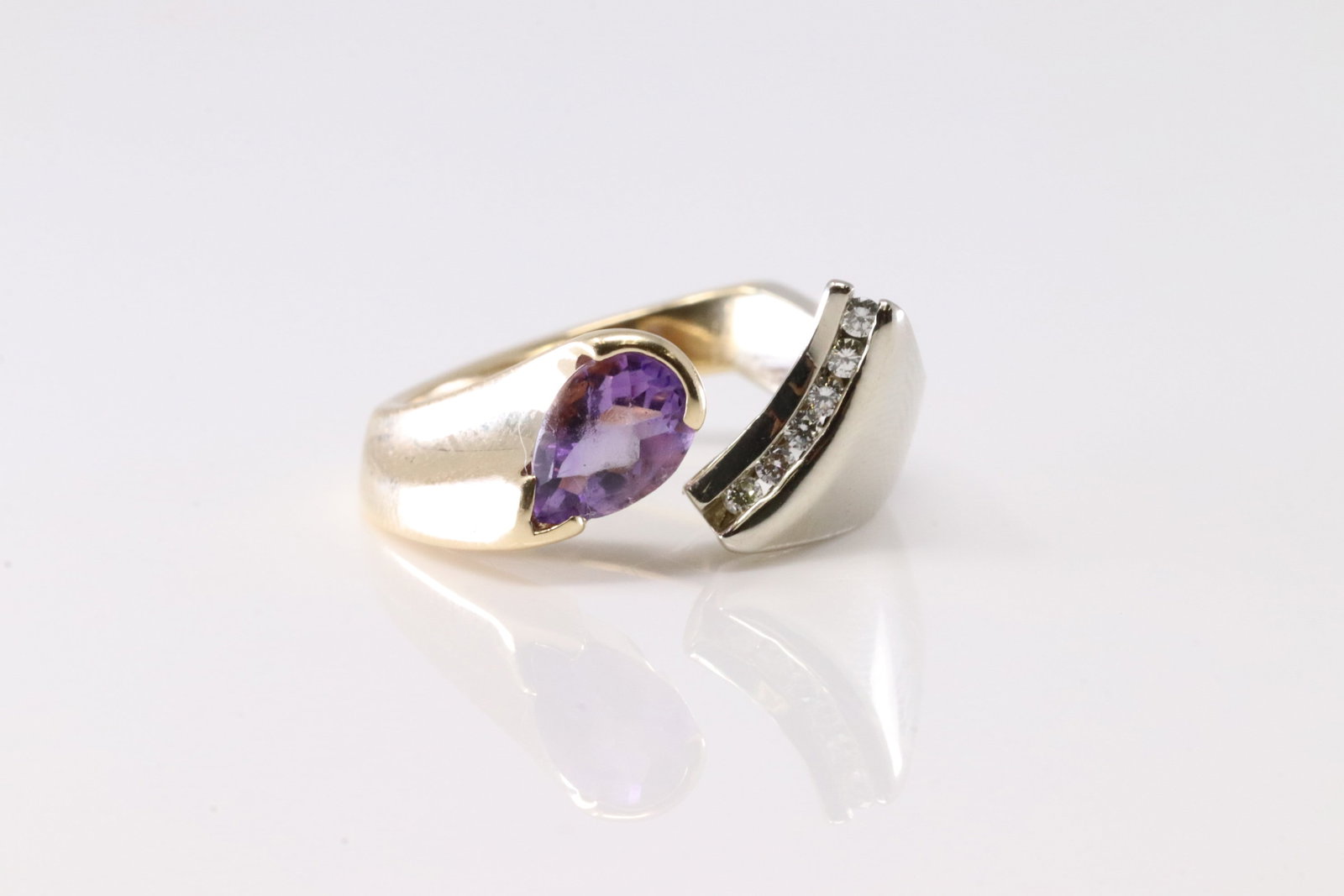 Amethyst & Diamond Ring 14Kt. (1 of 4)