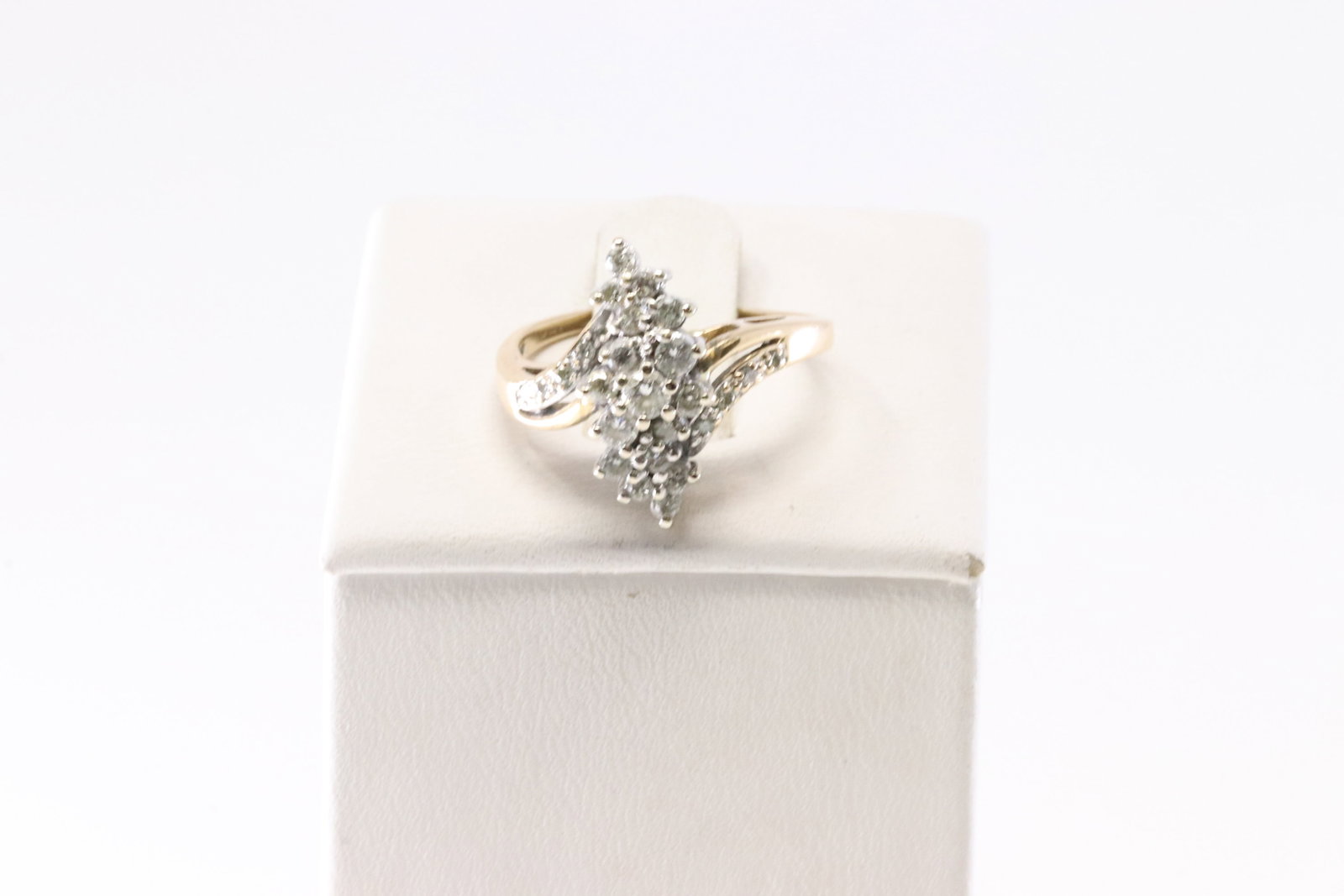 Diamond Ring 14Kt. - 2