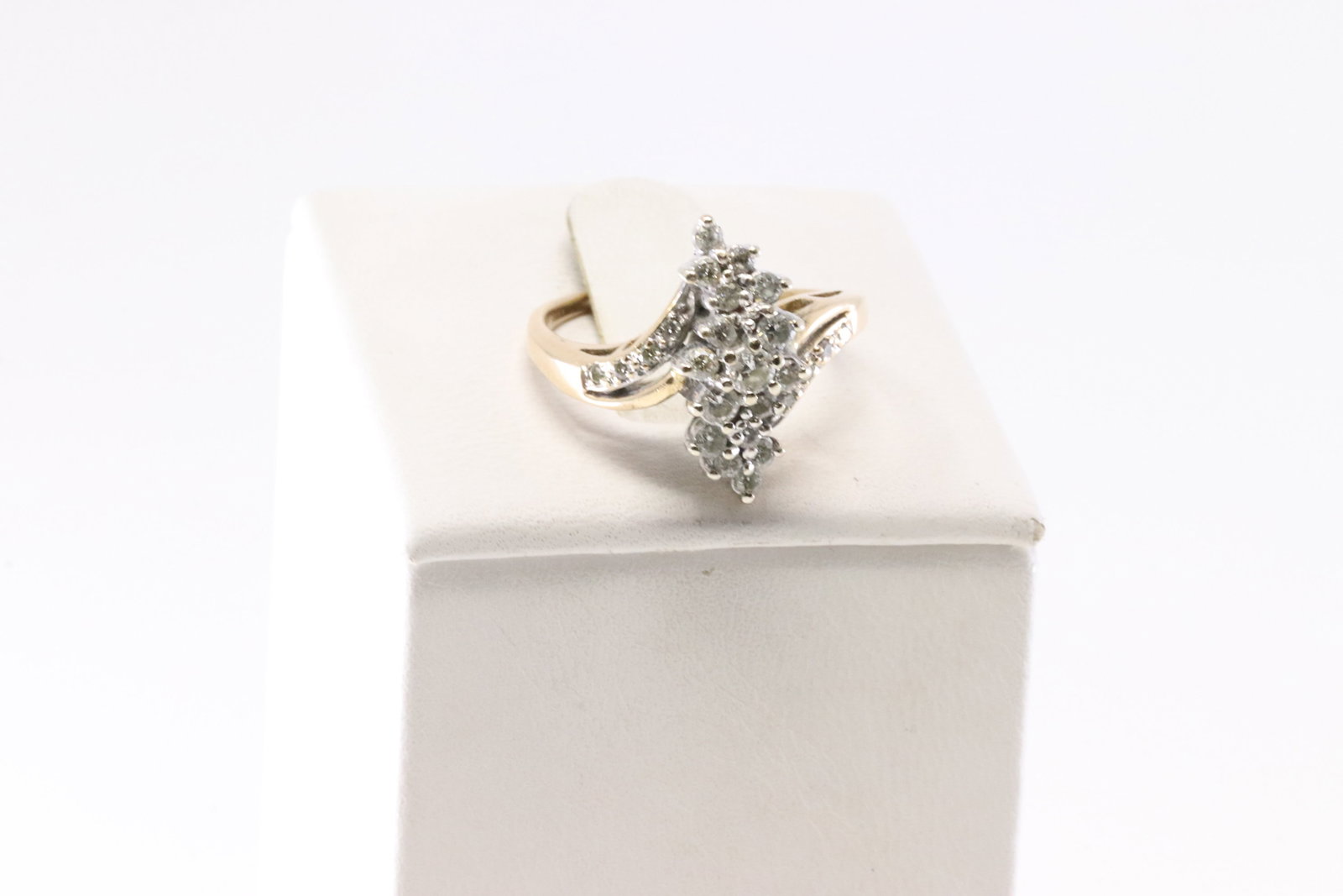 Diamond Ring 14Kt. - 3