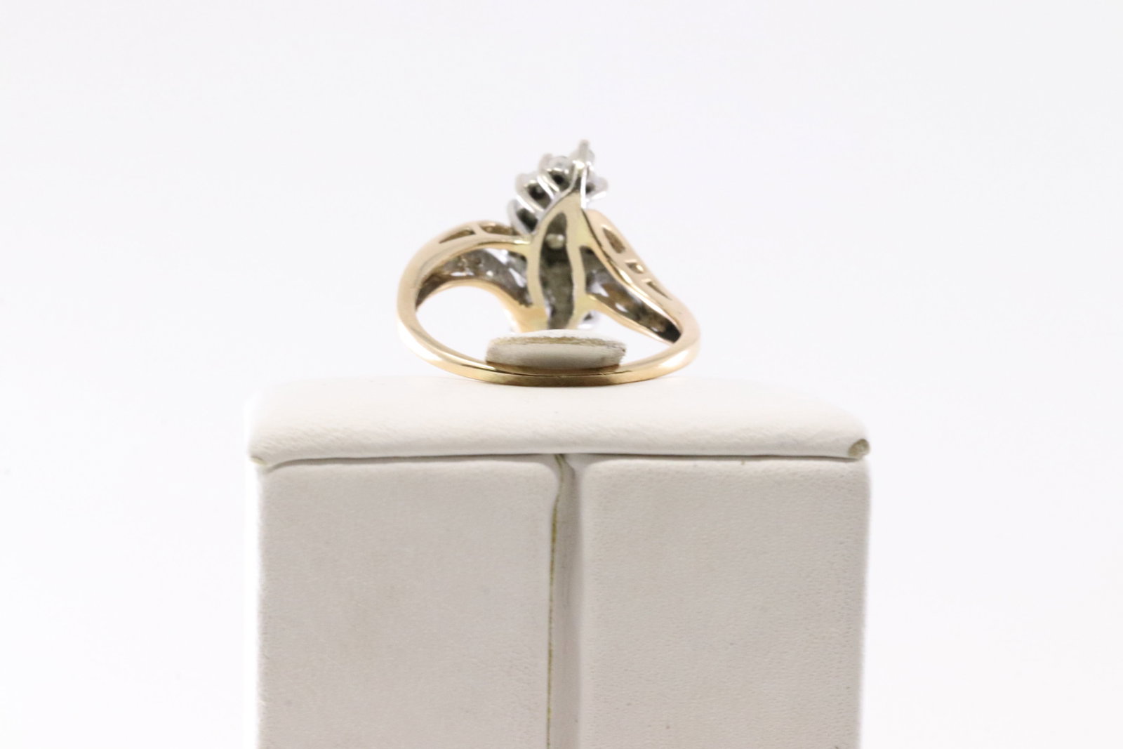 Diamond Ring 14Kt. - 4
