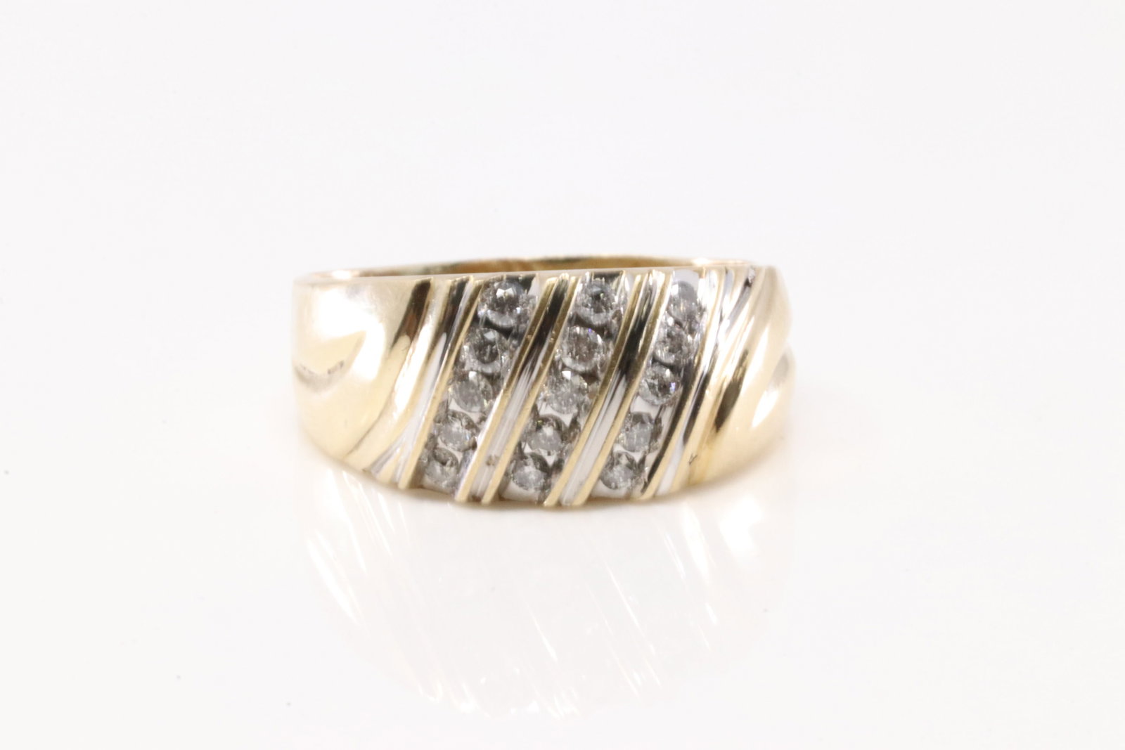 Diamond Ring 14Kt. - 2