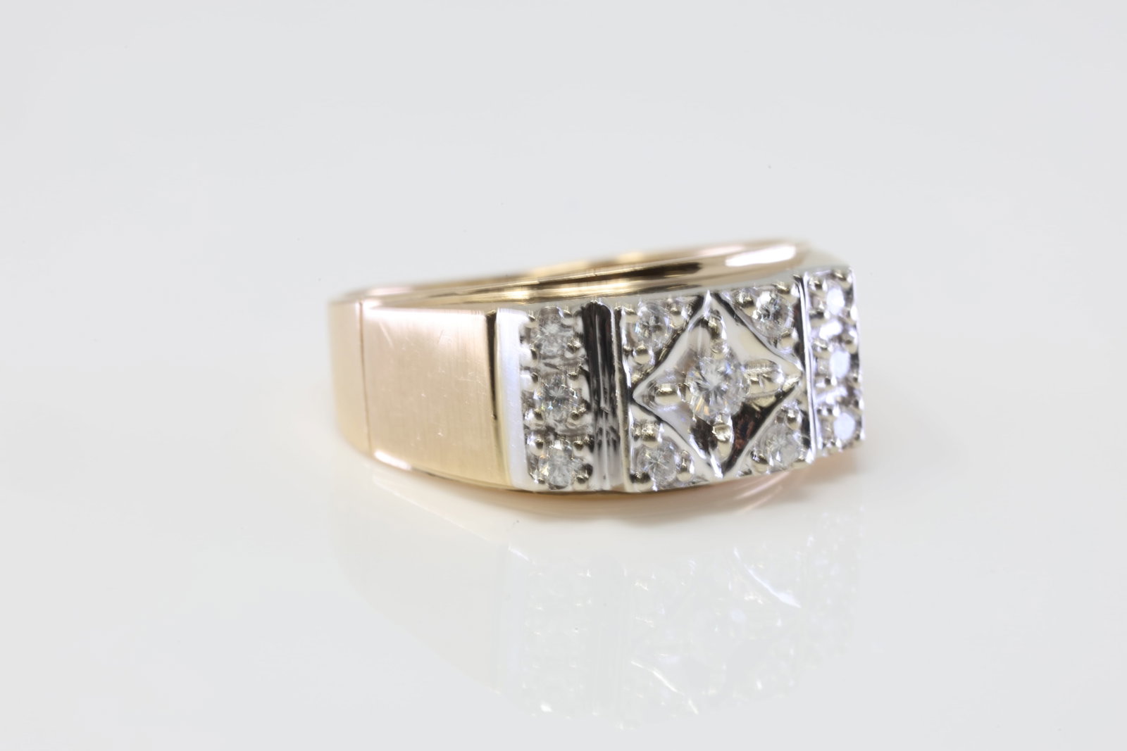 Diamond Ring 14Kt. - 3