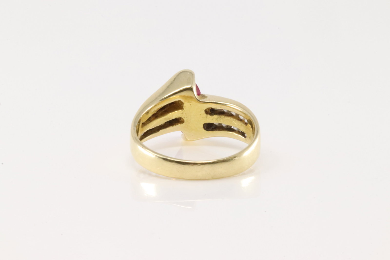 Marquise Ruby & Diamond Ring 18Kt. - 4