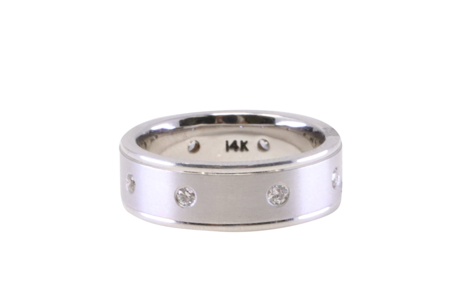 14Kt White Gold Eternity Diamond Ring.: 14Kt White Gold Eternity Diamond Ring. Ring has 8 round Diamonds. Diamonds weight: 0.22cttw. Ring size: 5.50. Total weight: 7.10 Grams. A-YUU