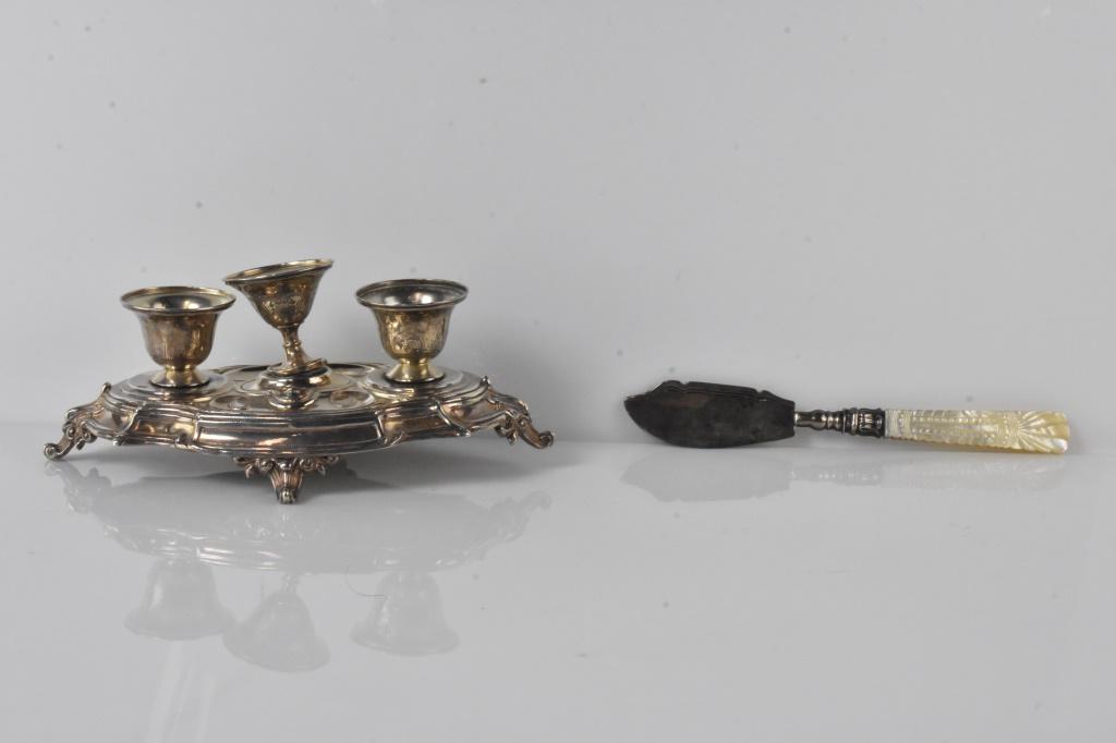 English Sterling Silver Egg Cruet or Stand: Antique sterling silver egg cruet or stand in the Georgian style. Fully hallmarked, but illegible Measures approx. 3.5"h by 7.5"l Weighs approx. 1.95 OZT Knife weighs approx. 1.15OZT