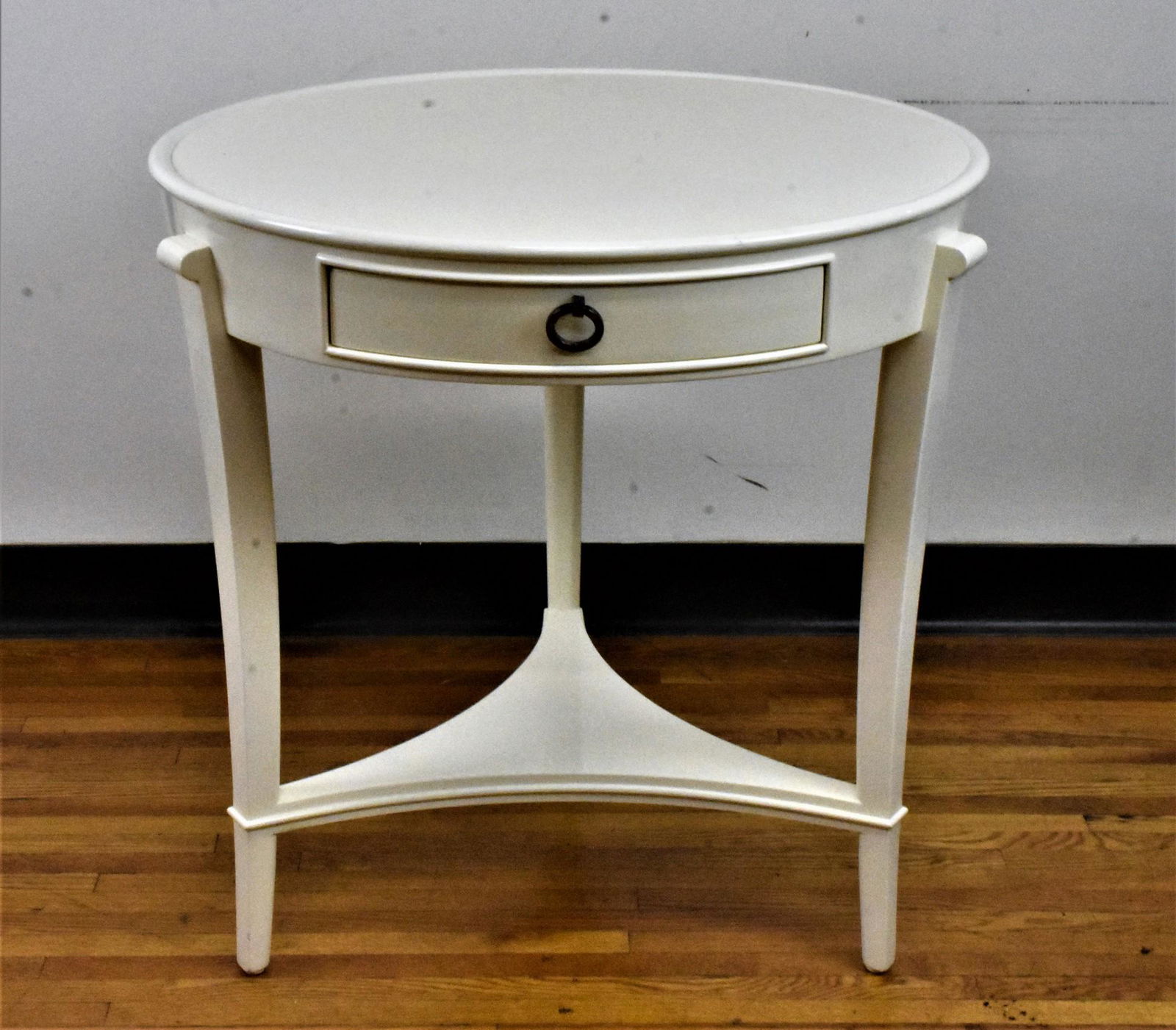 Nancy Corzine Lacquer End Table (1 of 5)