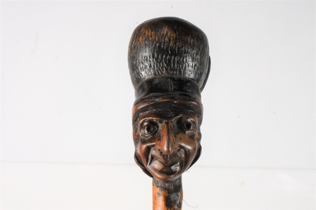 Antique Folk-Art Boldly Carved Head Walking Stick (1 of 4)