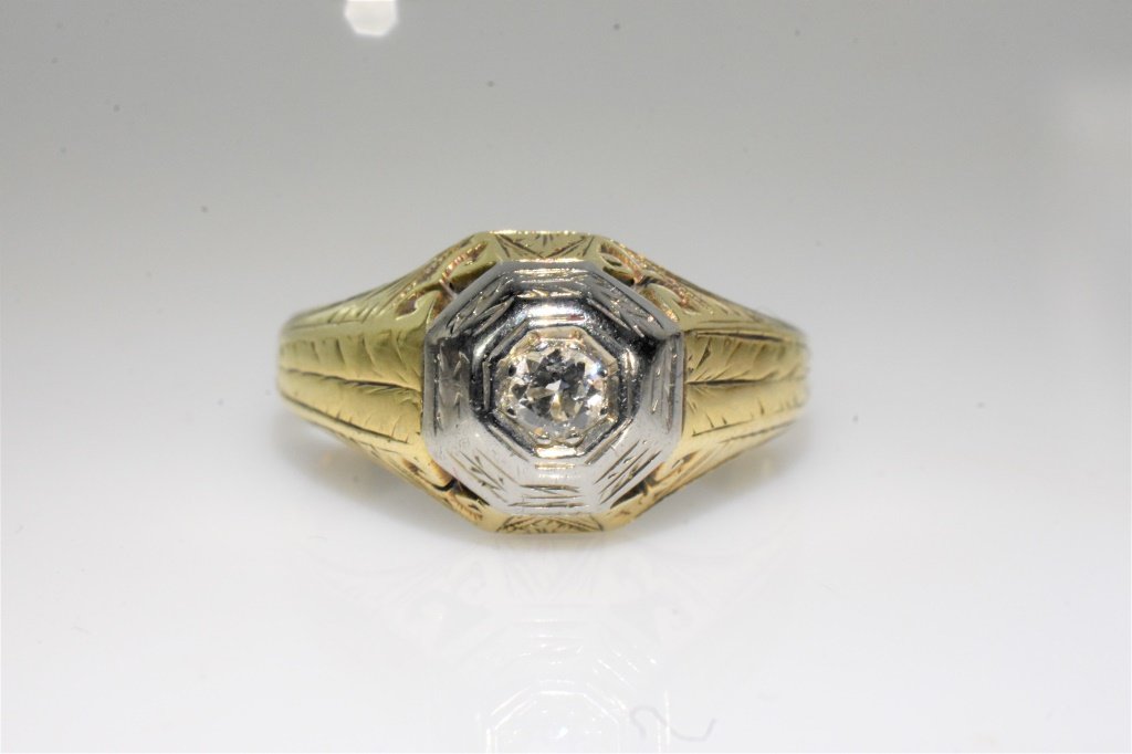 Mens 14K Gold and Diamond Ring (1 of 8)