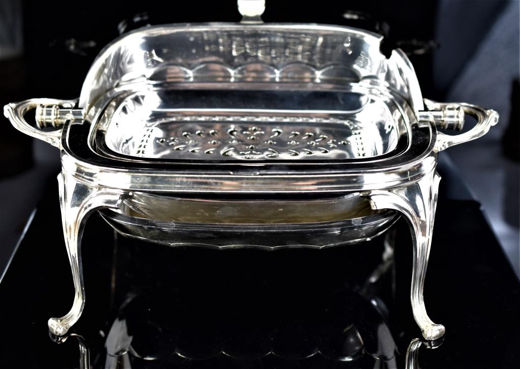 Antique Barker Ellis English Silver Plate Server (1 of 2)