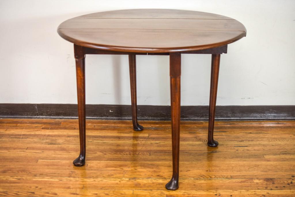 American Antique Queen Anne Drop Leaf Table (1 of 5)