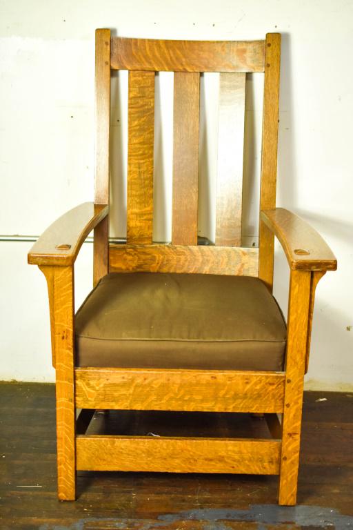 Limberts Arts & Craft Style Oak Arm Chair: Arts and craft or mission style, Mortise and tenon construction, quarter sawn oak, signed Limberts ***Please Note*** There is no in-house shipping of furniture. It is the sole responsibility of the bu
