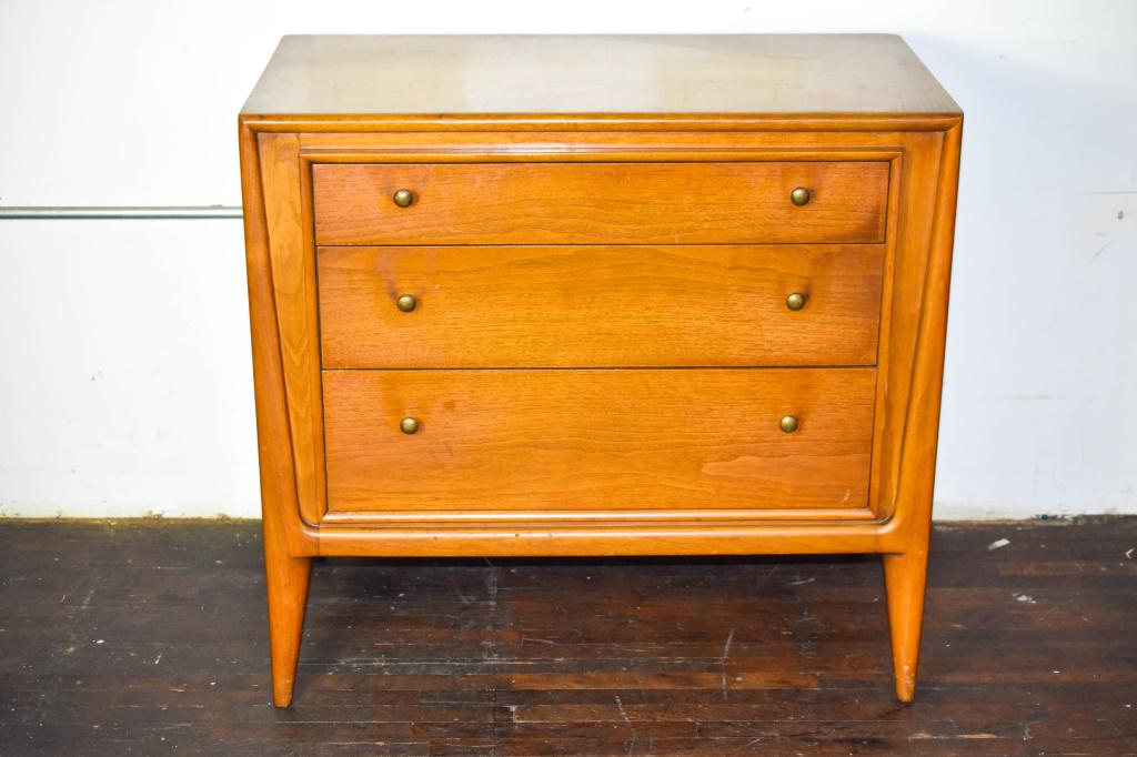 Mid Century Modern Facade Mount Airy High Stand (1 of 4)