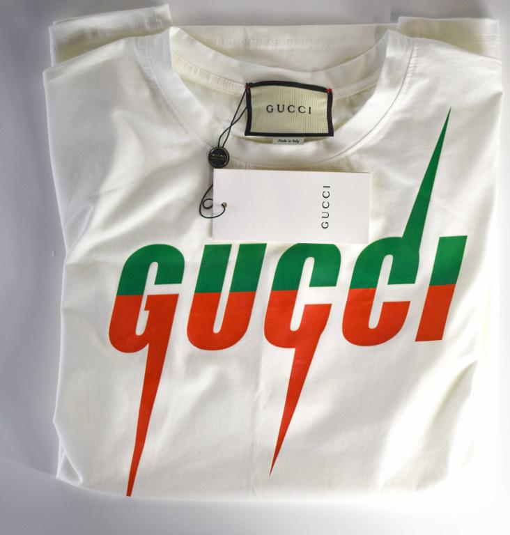 Gucci Logo T-Shirt Italy (1 of 4)