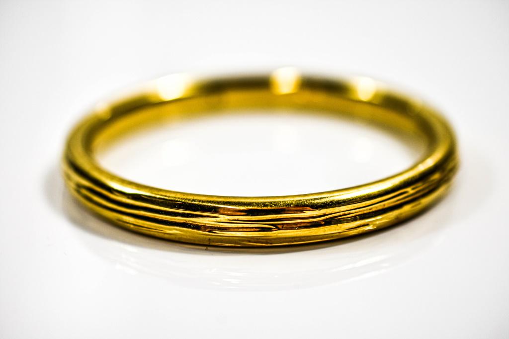 14K Yellow Gold Bangle Bracelet (1 of 3)