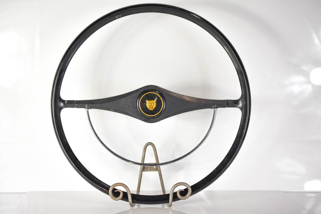 Jaguar Derrington Style Steering Wheel MKII (1 of 2)