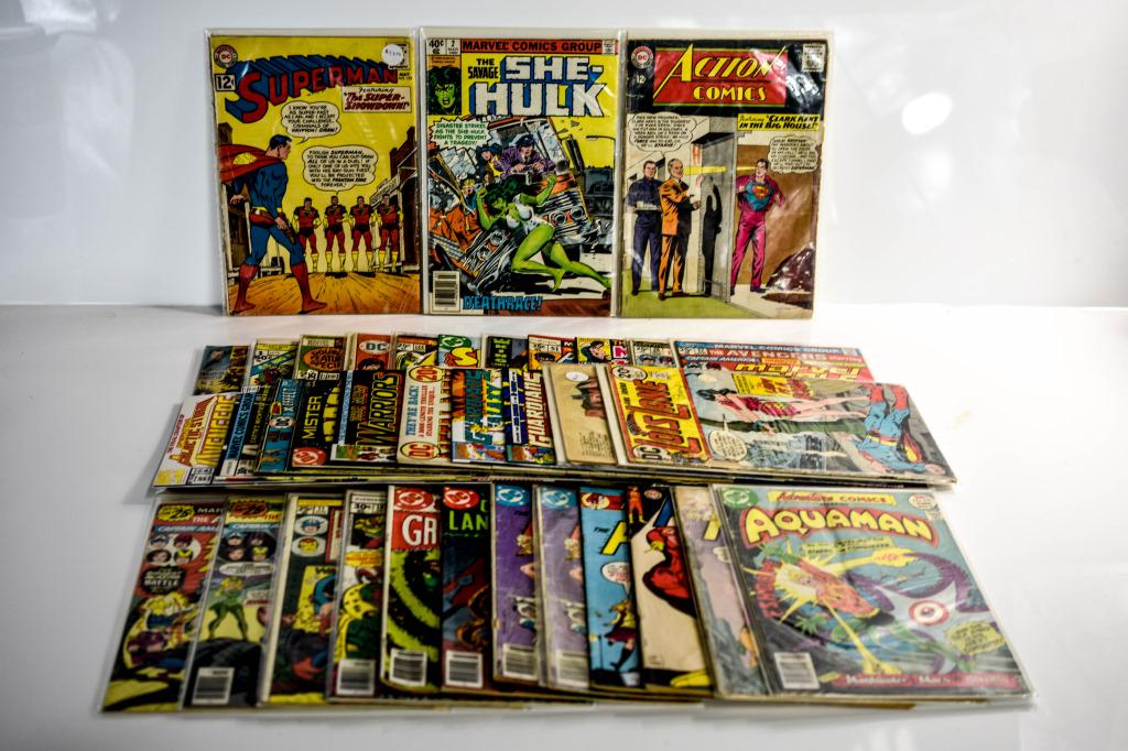 Marvel & DC Assorted Comic Grouping (1 of 3)
