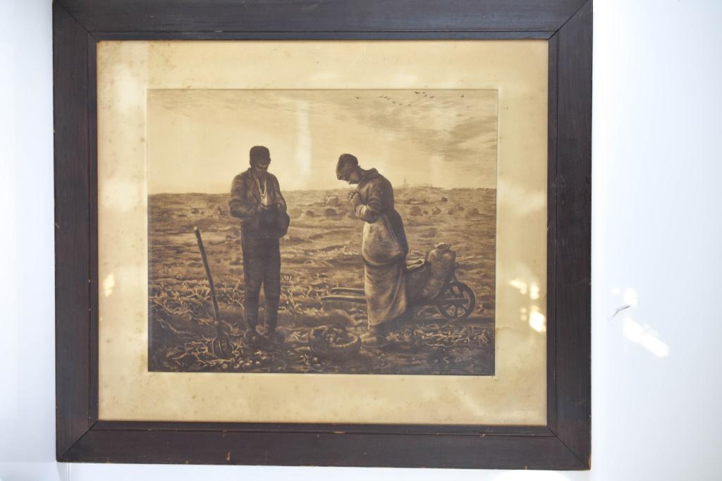 Antique "The Angelus" Man & Woman Praying in Field: Lithograph of "THE ANGELUS" man and woman bow heads in prayer on farm field. Shows foxing. Size: 31 3/4" x 27 3/4".