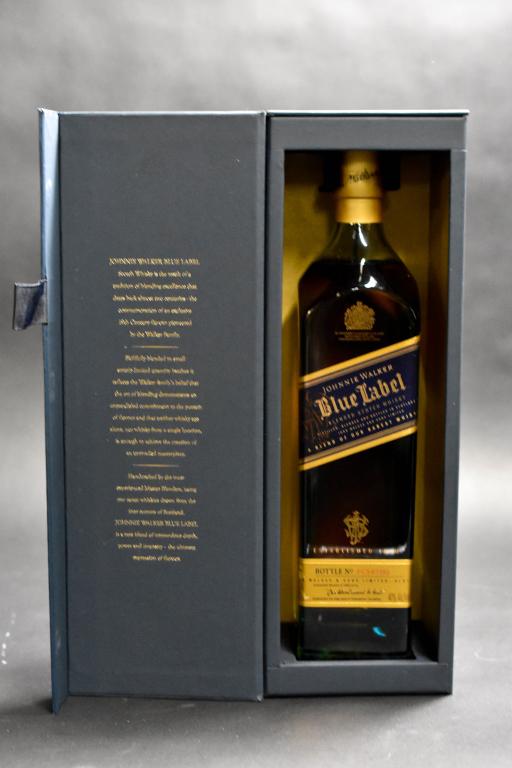 Johnnie Walker Blue Label Blended Scotch Whiskey (1 of 4)