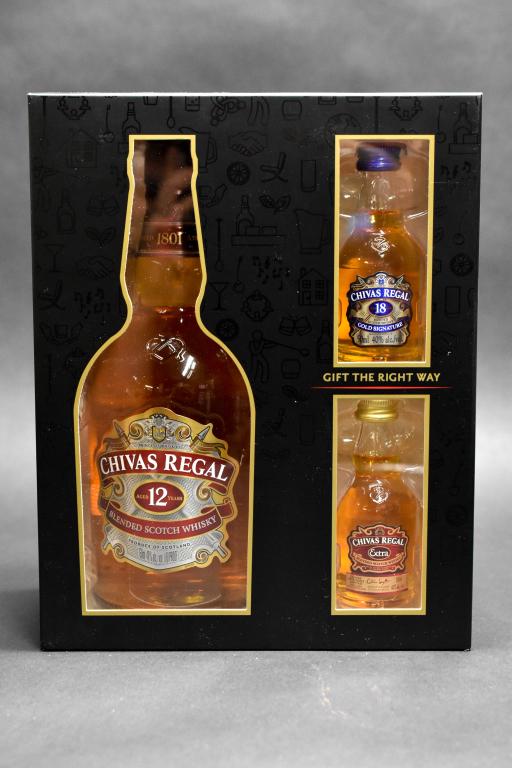Chivas Regal 12 Year Gift Set (1 of 1)