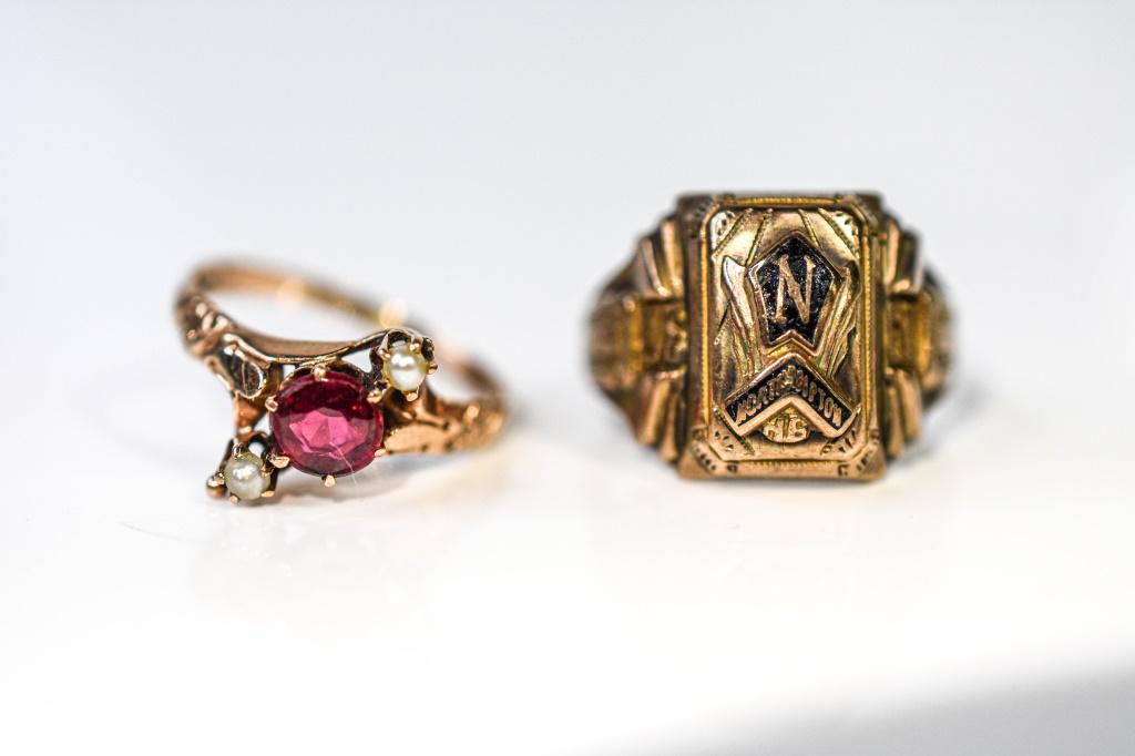 Pair Of 10k Gold Rings (1 of 4)