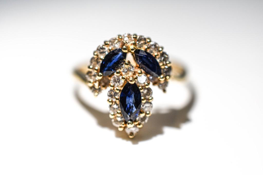 14K YELLOW GOLD RING (1 of 6)