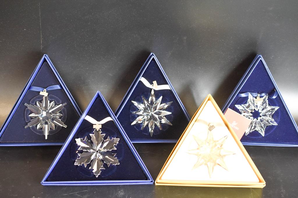 Swarovski Christmas Ornament Grouping (1 of 6)