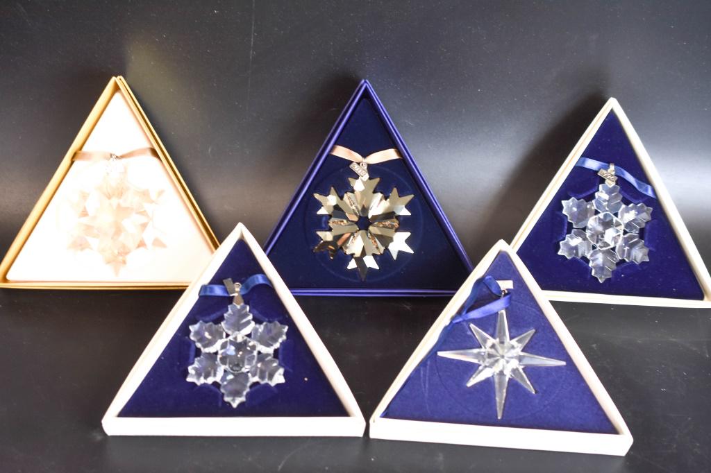 Swarovski Christmas Ornament Grouping (1 of 15)
