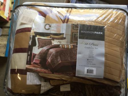 Madison Park 12 piece Queen Set (1 of 2)