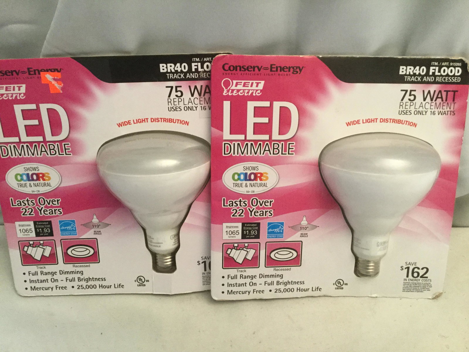 2 pcs led br40 flood lights: Flood Light new open box
