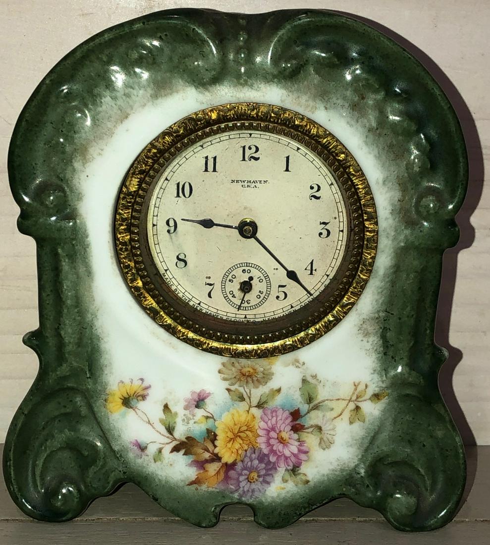 MINIATURE NEW HAVEN PORCELAIN SHELF CLOCK: MINIATURE NEW HAVEN CLOCK COMPANY PORCELAIN SHELF CLOCK - FLORAL DECORATION - WORKING ORDER
