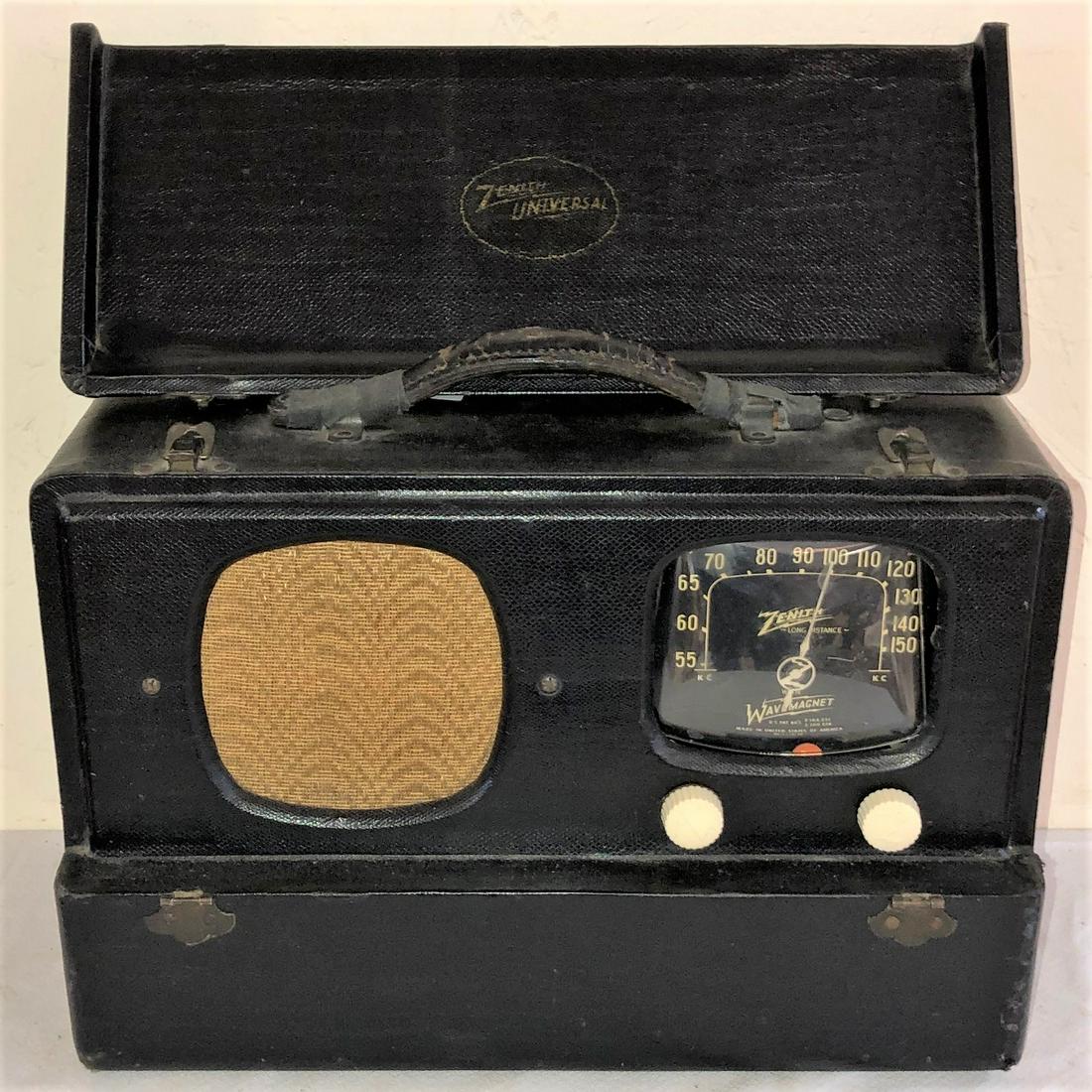 VINTAGE ZENITH UNIVERSAL "WAVE MAGNET" RADIO: ZENITH WITH WAVE MAGNET - ZENITH RADIO CORP.