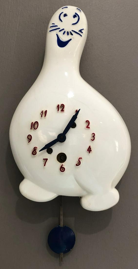 LUX WHITE SHMOO (AL CAPP: LUX WHITE SCHMOO (CREATED BY AL CAPP IN LI'L ABNER) PENDULETTE WALL CLOCK - LUX CLOCK MFG. CO. WATERBURY CONN. U.S.A. - NO. 320 CIRCA 1949 - 5" X 7"