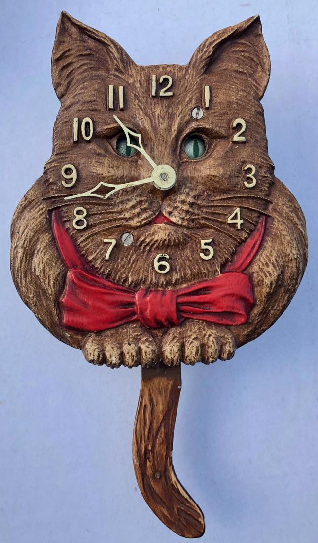 LUX ANIMATED BROWN CAT PENDULETTE CLOCK: LUX PENDULETTE ANIMATED BROWN CAT WALL CLOCK WITH MOVING EYES & TAIL - LUX CLOCK MFG. CO. WATERBURY CONN. U.S.A. - NO. 325 CIRCA 1933 - 4 3/8" X 7 1/2"