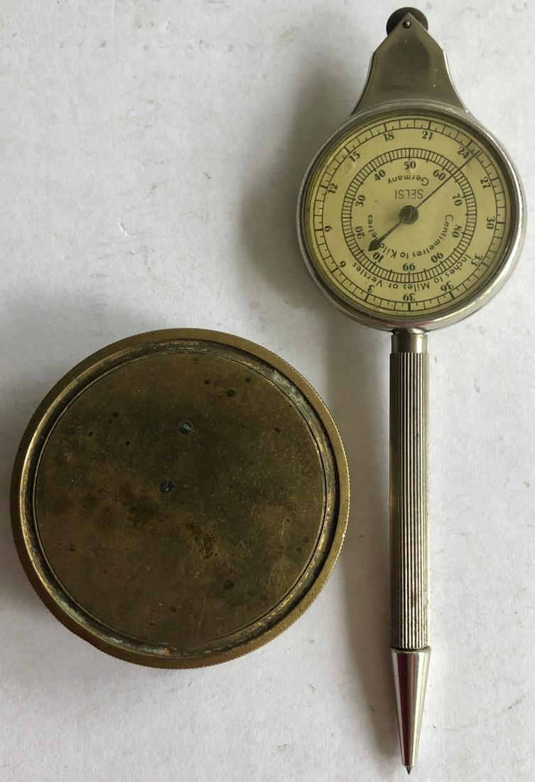 VINTAGE GERMAN "SELSI" COMPASS / MAP MEASURER: GERMAN "SELSI" OPISOMETER NAUTICAL COMPASS / MAP MEASURER WITH PENCIL, TOGETHER WITH AN ANTIQUE BRASS CASED COMPASS