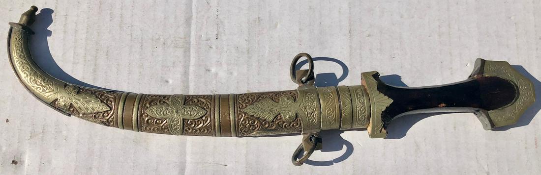 SILVER & BRASS ISLAMIC MIDDLE EASTERN KHANJAR DAGGER: PERSIAN QAJAR - ORNATE ENGRAVED / INCISED SCABBARD, SHAPED CARVED WOODEN HANDLE