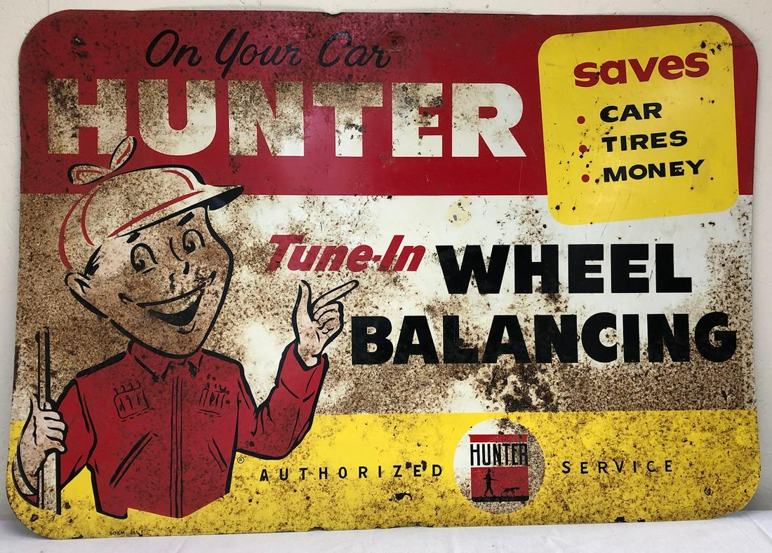 VINTAGE TIN AUTO SERVICE ADVERTISING SIGN: VINTAGE TIN AUTO SERVICE ADVERTISING SIGN - "ON YOUR CAR / HUNTER TUNE-IN WHEEL BALANCING / AUTHORIZED HUNTER SERVICE" - AUTOMOBILIA - 39" X 27"