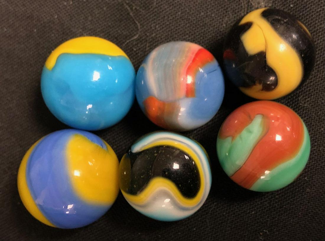 LOT 6 VINTAGE / ANTIQUE GLASS MARBLES (1 of 8)
