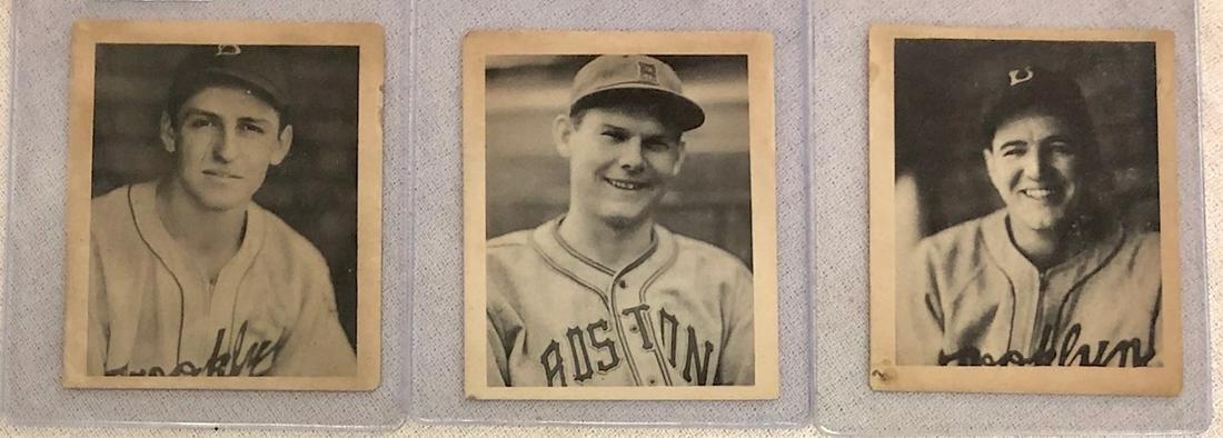 LOT 3 1939 PLAY BALL HIGH #'S BASEBALL CARDS: #149 MAX WEST - NO CREASES; #141 PETE COSCARART VG-EX; #142 IRA HUTCHINSON