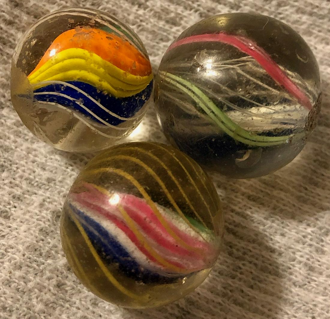 LOT 3 ANTIQUE GERMAN SWIRL GLASS MARBLES (1 of 7)
