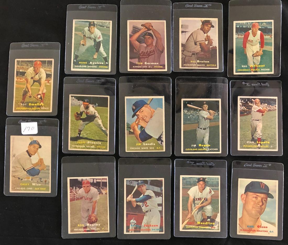 LOT 14 TOPPS 1957 BASEBALL CARDS (1 of 9)